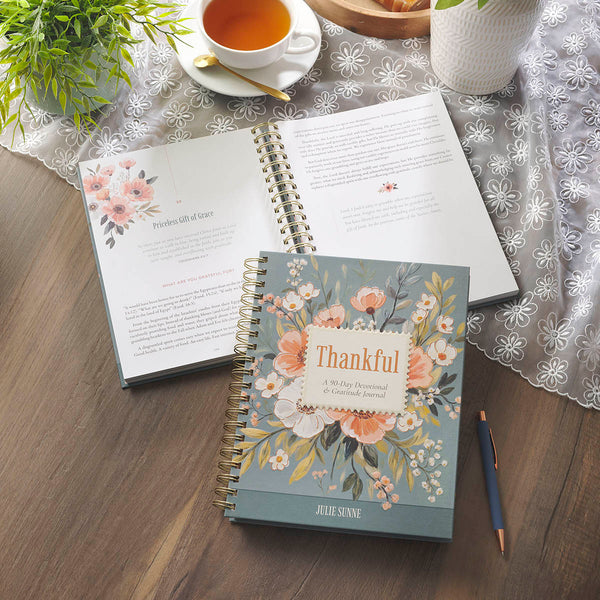 Thankful: A 90-Day Devotional and Gratitude Journal