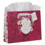 Love Red Hummingbird Large Landscape Gift Bag - 1 Corinthians 13:4