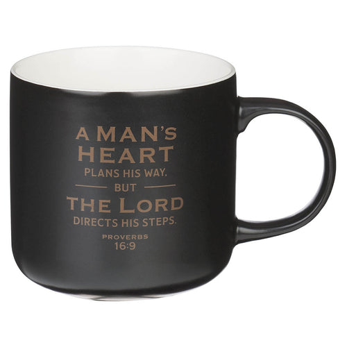 A Man's Heart Black Ceramic Coffee Mug - Proverbs 16:9 - KI Gifts Christian Supplies