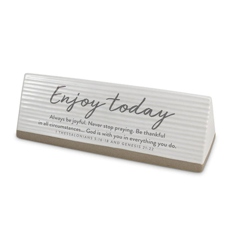 TABLETOP SCRIPTURE BAR TRUST IN THE LORD 7"L